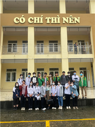 ĐỘI TUYỂN HỌC SINH GIỎI TRƯỜNG CAO ĐẲNG KINH TẾ CÔNG NGHIỆP HÀ NỘI ĐẠT KẾT QUẢ CAO TRONG KỲ THI HỌC SINH GIỎI CẤP THÀNH PHỐ HÀ NỘI NĂM HỌC 2022 -2023